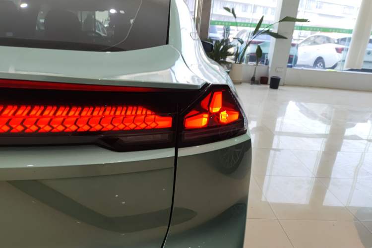 Used  SL03 2022 515 Pure Electric Version