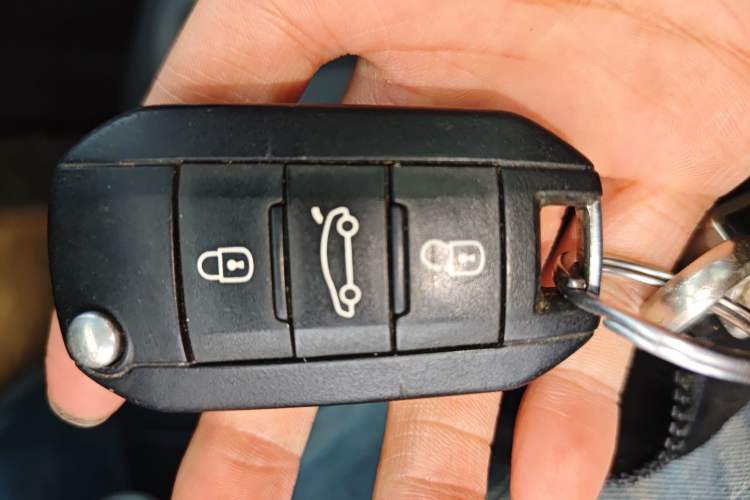 Used Peugeot 308S 2015 1.6T Automatic Jingchi Edition
