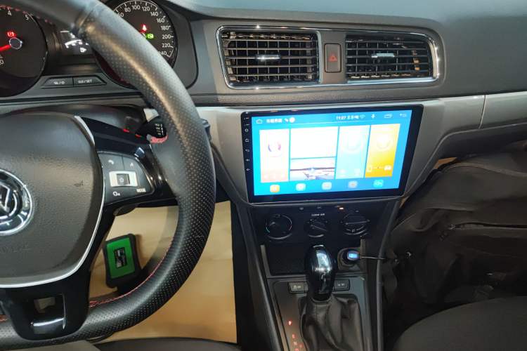 Used Volkswagen Lavida 2017 1.6L Automatic Fashion Edition
