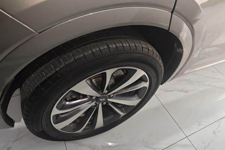 Used Li Auto ONE 2020 Extended-Range 6-Seater Version
