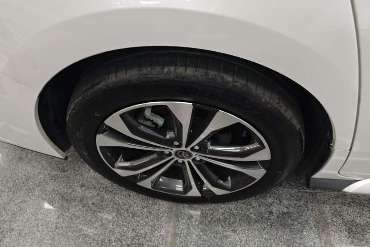 Used Toyota Granvia 2023 2.5L Hybrid Prestige PLUS Edition