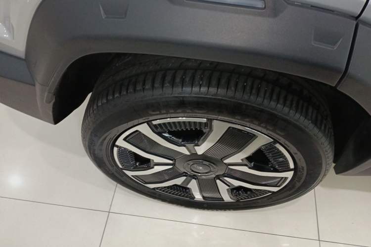 Used iCAR 03 2024 501km Four-wheel Drive Long-range Intelligent Driving Edition
