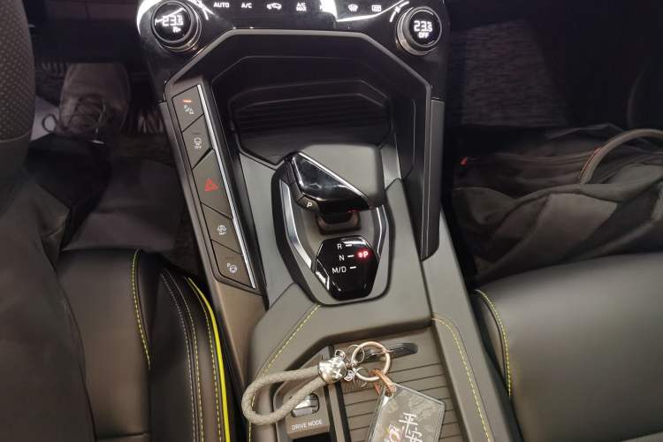 Used Lynk & Co 06 2023 Remix 1.5T Dynamic Halo
