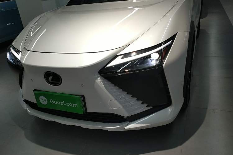 Used Lexus RZ 2023 450e All-Wheel Drive Luxury Edition