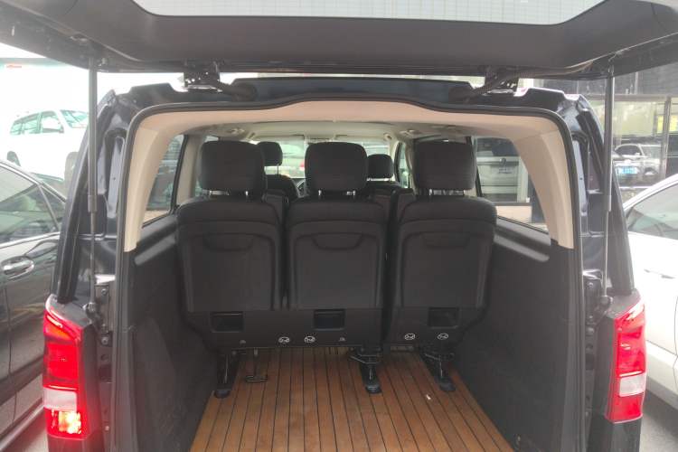 Used Mercedes-Benz Vito 2016 2.0T Elite Edition