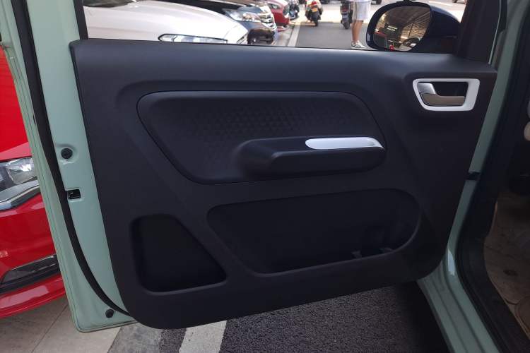 Used Wuling Hongguang MINIEV 2024 3rd Generation 215km Advanced Version
