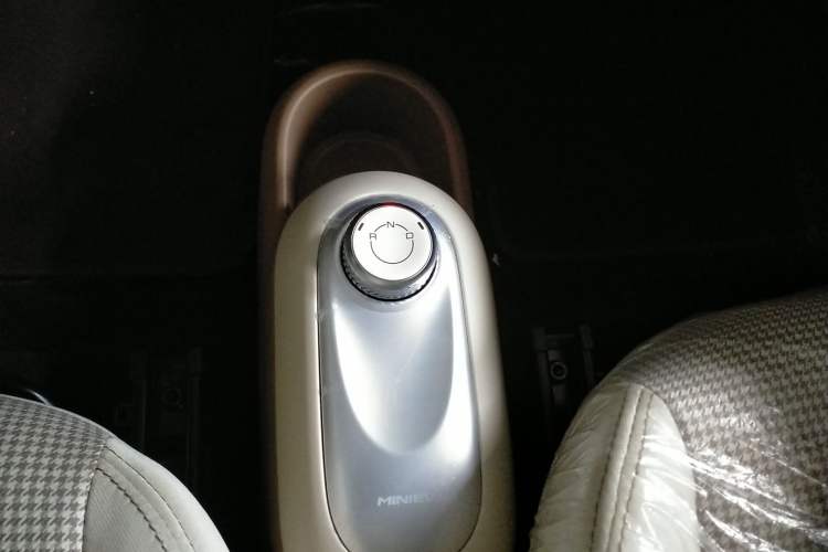 Used Wuling Hongguang MINIEV 2025 Four-Door Version Advanced Edition
