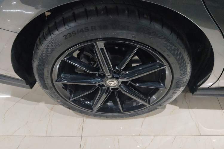 Used Changan UNI-V 2022 1.5T Prestige Version
