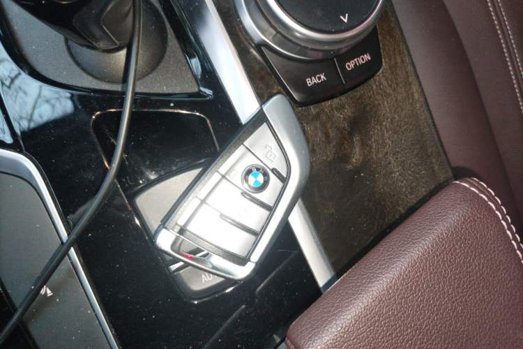 Used BMW 5 Series 2020 525Li M Sport Package