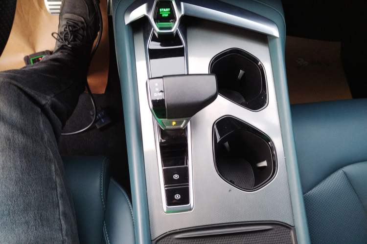 Used MG 7 2023 2.0T Automatic Hunter Luxury Edition
