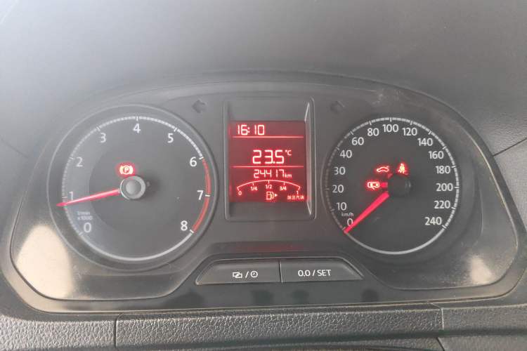 Used Volkswagen Jetta 2017 1.4L Manual Fashion Edition
