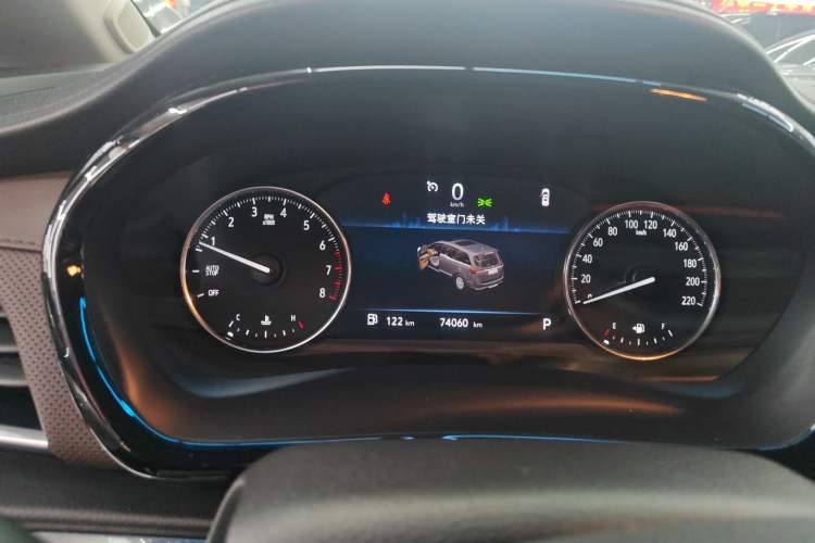 Used Buick GL8 2021 Land Cruiser Executive Class 652T Luxury Model
