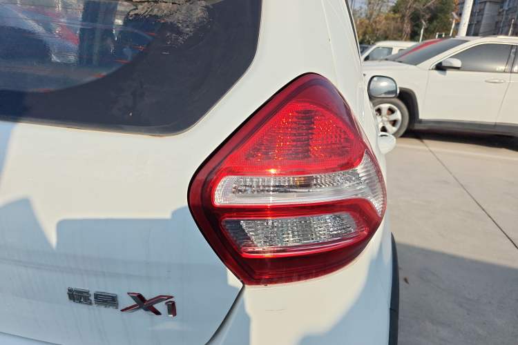 Used Geely Auto Vision X1 2017 1.3L Manual Frenzy Edition
