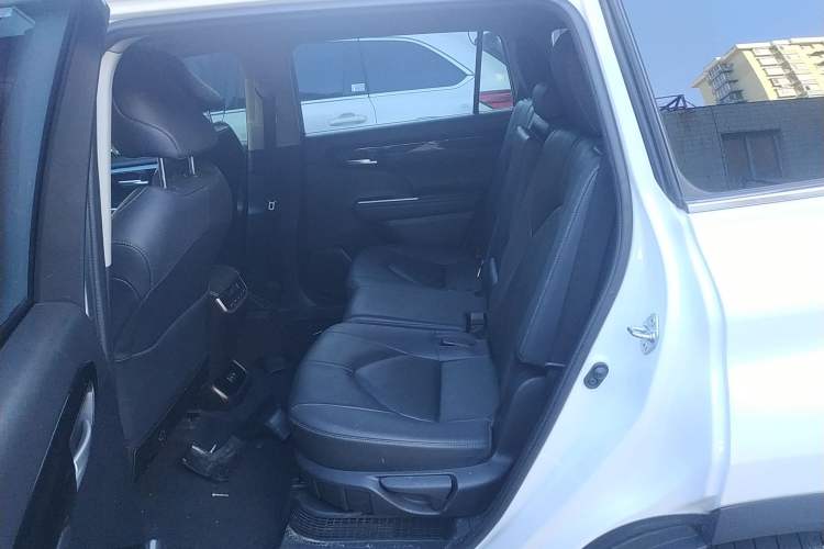 Used Toyota Highlander 2023 2.5L Smart Electric Hybrid Dual-Engine Four-Wheel Drive Prestige Version – 7 Seats
