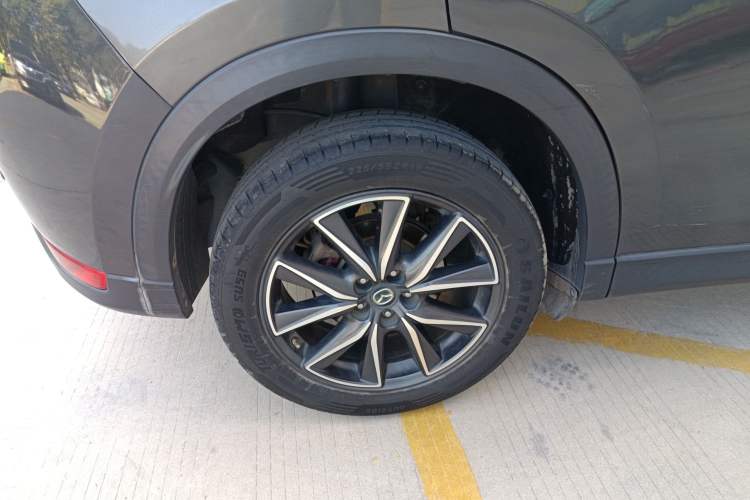 Used Mazda CX-5 2017 2.5L Automatic 2WD ZhiZun Version China V Standard