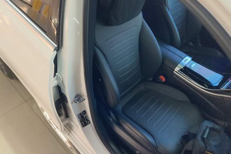 Used Mercedes-Benz C-Class 2023 Revised C 200 L Sport Edition