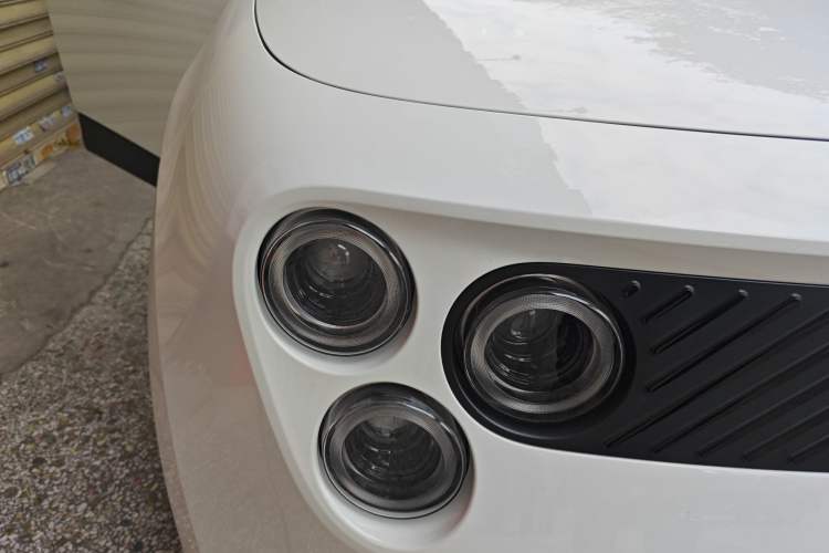 Used firefly firefly 2025 Illuminated Edition
