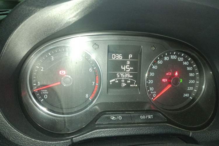 Used Volkswagen Polo 2016 1.6L Automatic Comfort Model
