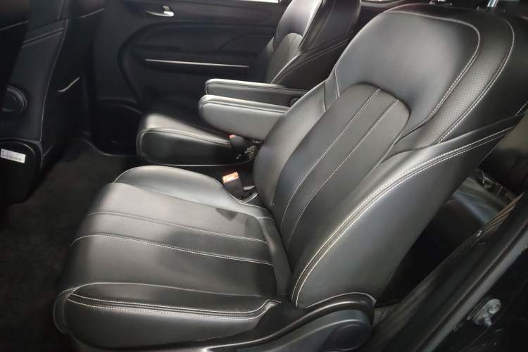 Used GAC Trumpchi M6 2021 270T DCT Luxury Edition (7 Seats)
