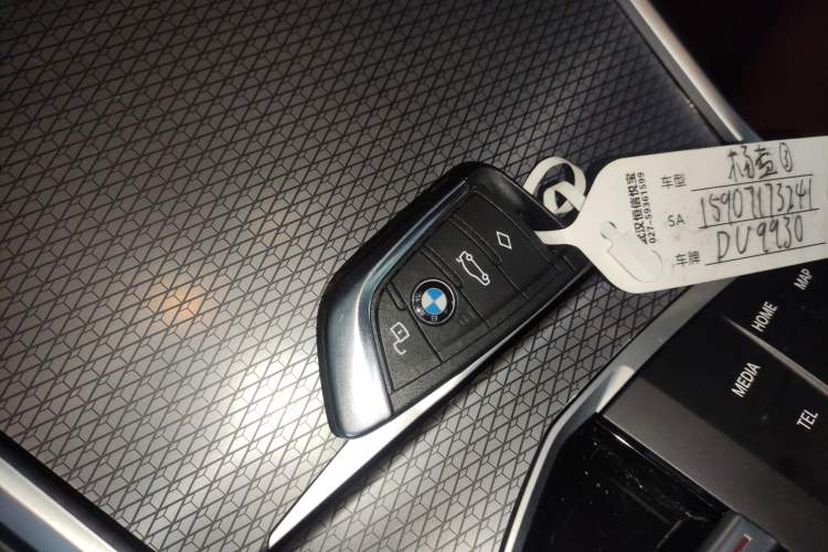 Used BMW i3 2023 eDrive 40 L Midnight Edition