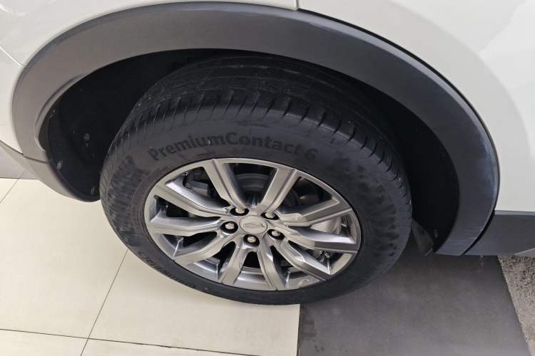 Used Cadillac XT4 2021 28T Two-Wheel Drive Leading Version
