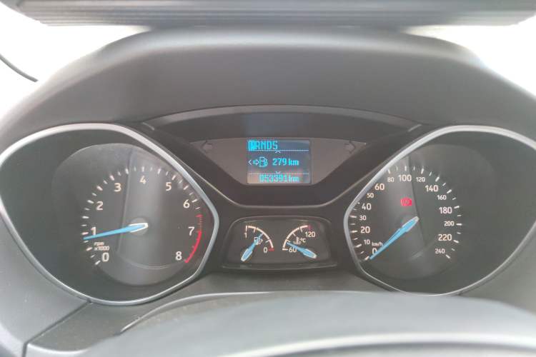 Used Ford Focus 2018 Sedan Classic 1.6L Automatic Trendy SmartDrive Edition
