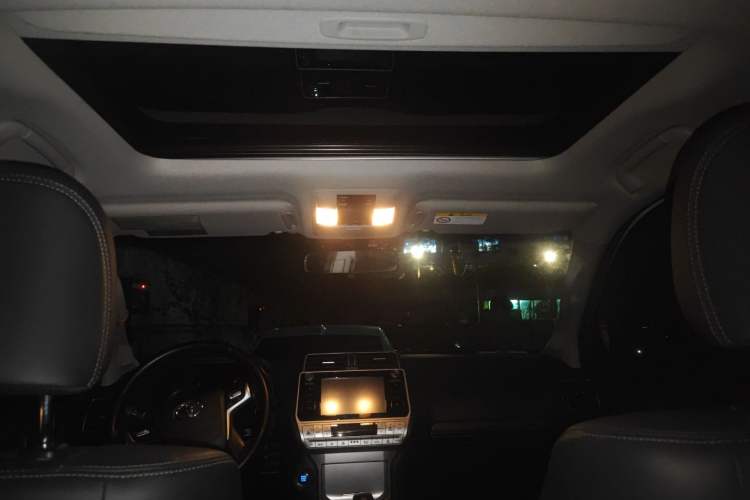 Used Toyota Prado 2018 3.5L Automatic TX-L with Rear-Mounted Spare Tire
