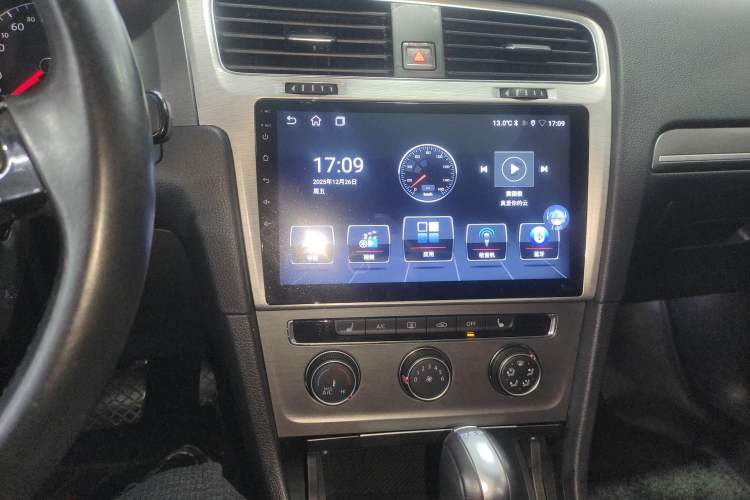 Used Volkswagen Golf 2015 1.4TSI Automatic Luxury Model