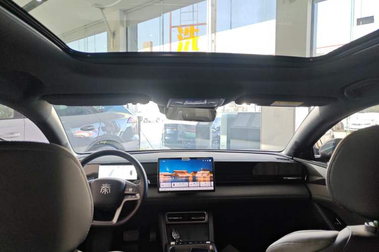 Used BYD Qin L 2025 EV 545KM Beyond Version
