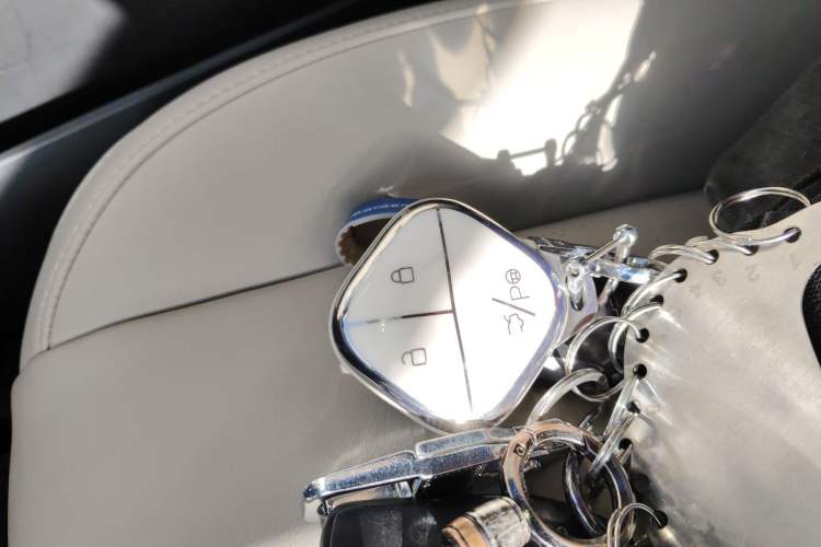 Used Wuling Bingo PLUS 2024 401 km Flagship Edition Four-Seater Version