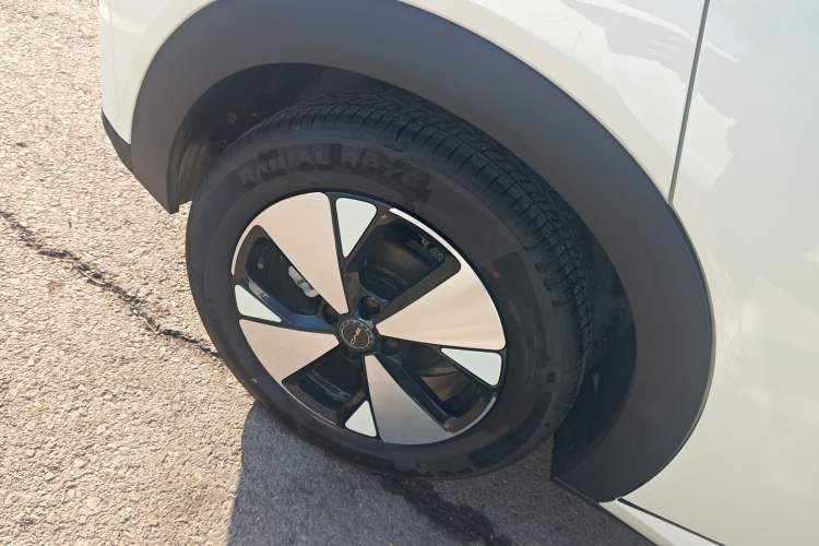 Used BYD Dolphin 2023 420 km Free Version
