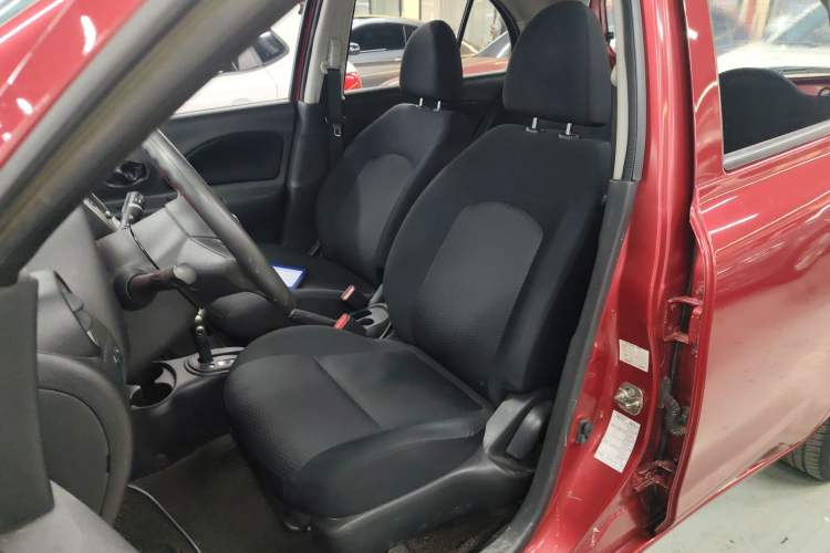 Used Nissan March 2010 1.5L Automatic Easy-Style Version
