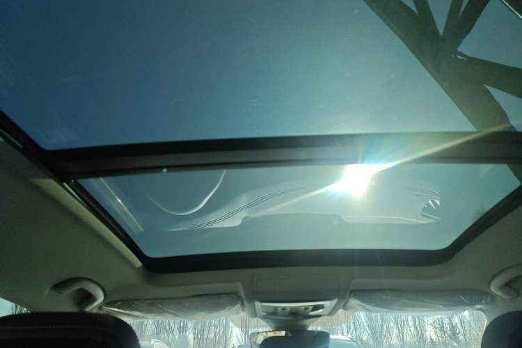 Used Volkswagen Passat 2025 Outstanding Model 380TSI Dragon Glory Edition
