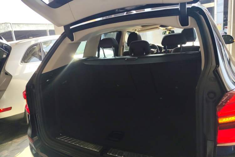 Used BMW X3 2018 xDrive25i Luxury Package China VI Emission Standard
