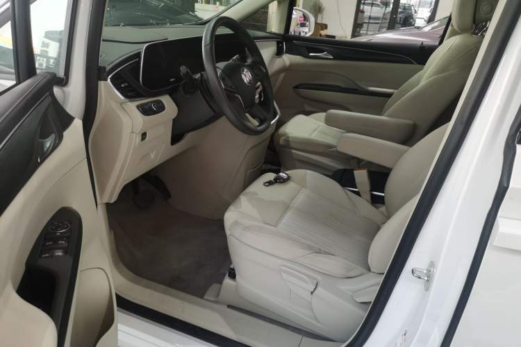 Used Buick GL8 2023 ES Lu Zun Comfort Model
