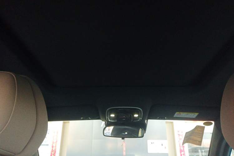 Used Chery Tiggo 8 PLUS C-DM 2025 1.5T 116 km Prestige Version 5 Seats