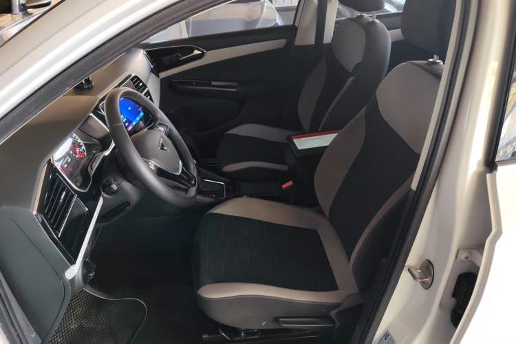 Used Jetta VS7 2023 280TSI Automatic Trend Edition
