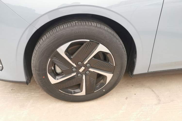 Used  L6 2023 60km PLUS