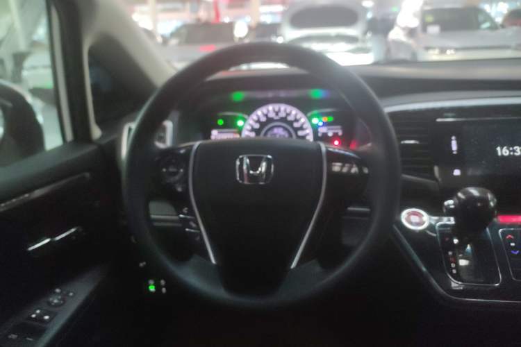 Used Honda Odyssey 2018 2.4L Luxury Edition