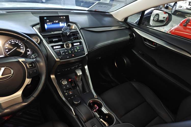 Used Lexus NX 2015 200 All-Wheel Drive Fēngshàng Edition
