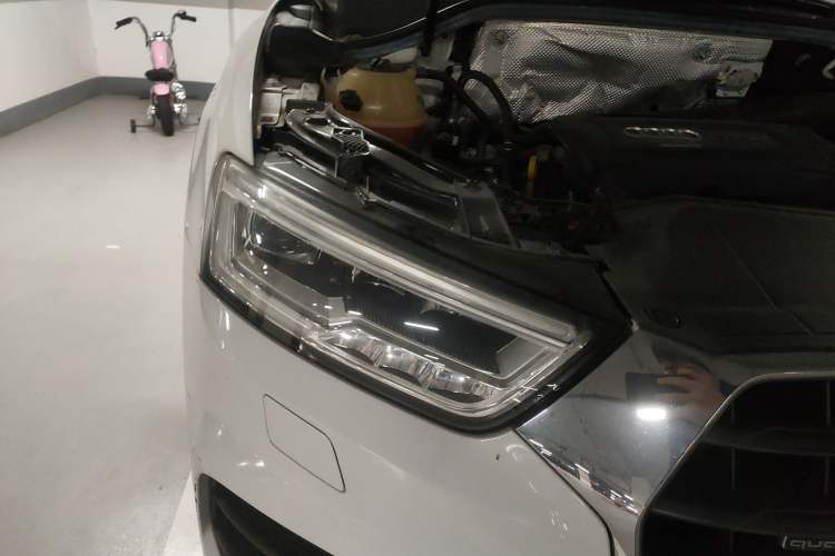 Used Audi Q3 2017 35 TFSI quattro all-wheel-drive sport model
