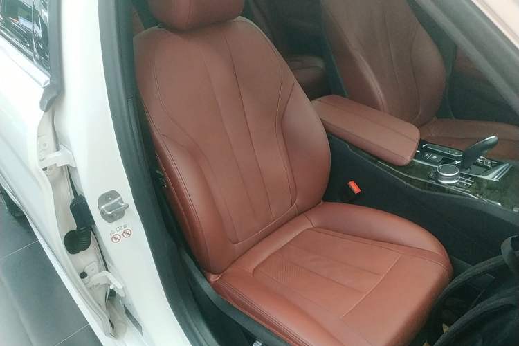 Used BMW 5 Series 2020 530Li Luxury Edition M Sport Package
