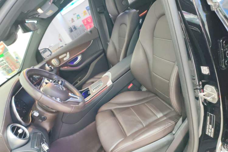 Used Mercedes-Benz GLC 2021 GLC 300 L 4MATIC Dynamic Model