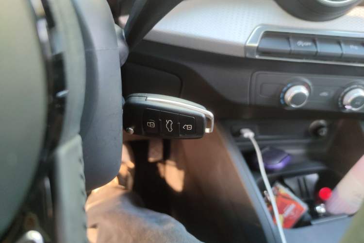 Used Audi Q2L 2021 35 TFSI Progressive Dynamic Edition