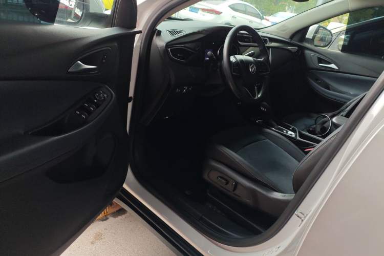 Used Buick Encore GX 2020 20T CVT Two-Wheel Drive Luxury Version
