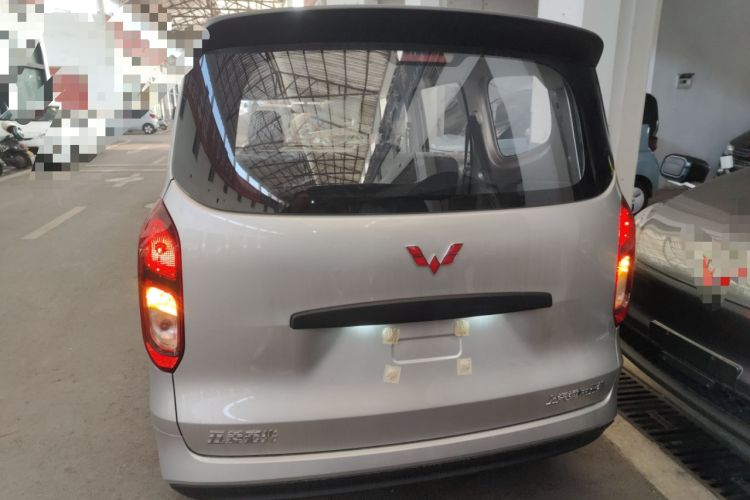 Used Wuling Hongguang New Energy 2024 All-Electric Model 300KM Practical Version
