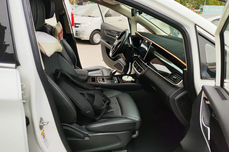 Used BYD Song MAX 2019 1.5T Automatic Smart Connect Ruiyi Sunroof Model 7 Seats China VI Standard