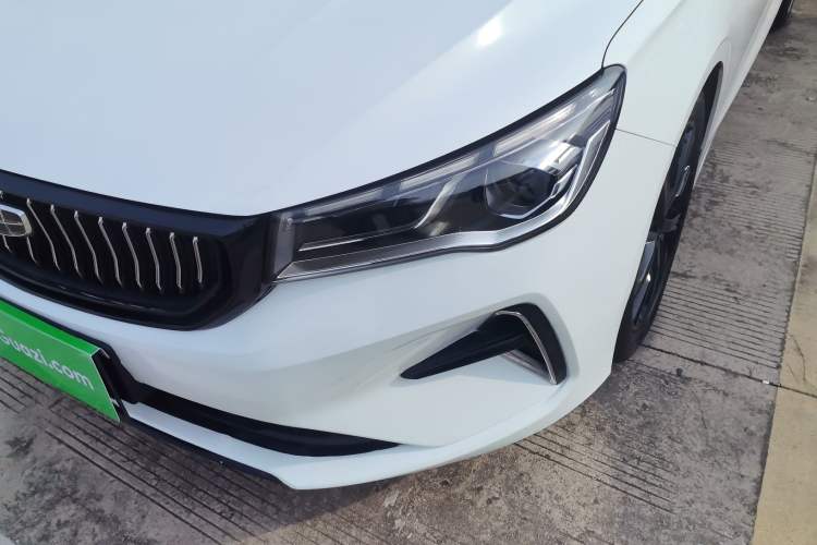 Used Geely Auto Emgrand 2022 4th Generation 1.5L CVT Flagship Model
