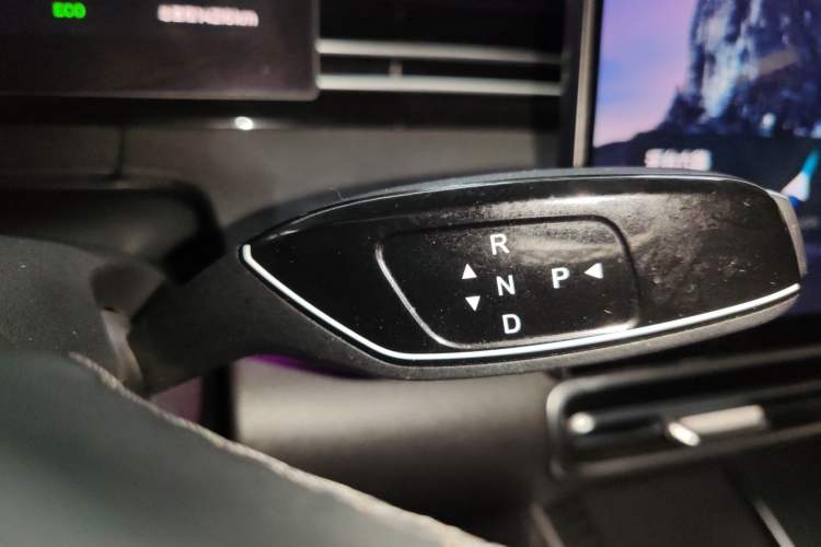 Used Chery Fengyun A8L 2025 1.5 TGDI 145 km Luxury Version