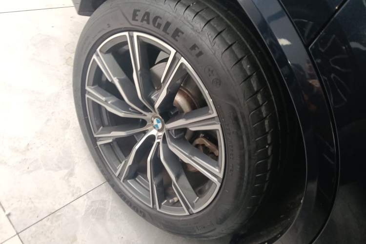 Used BMW X5 2022 Restyled xDrive 30Li Luxury Version M Sport Package